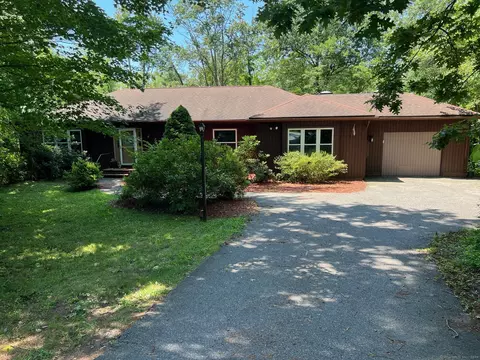 48 Brynmoor Ct, Goshen, CT 06756