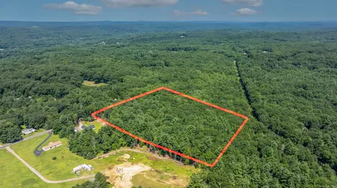 55 Latham Rd, Willington, CT 06279