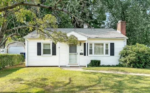 10 Ashford Rd, Plainville, CT 06062
