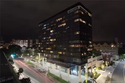 127 Greyrock Pl #1010, Stamford, CT 06901