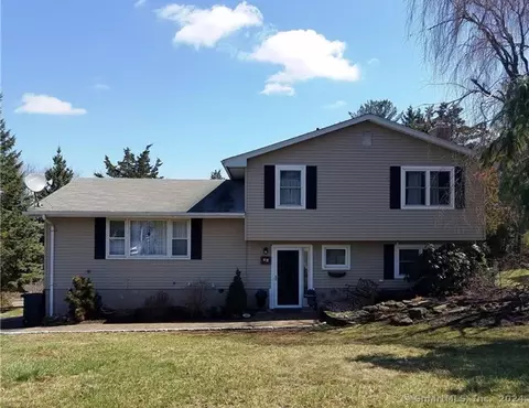 23 Farm Hill Rd, Meriden, CT 06451