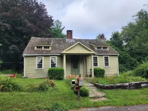 46 Sibicky Rd, Griswold, CT 06351