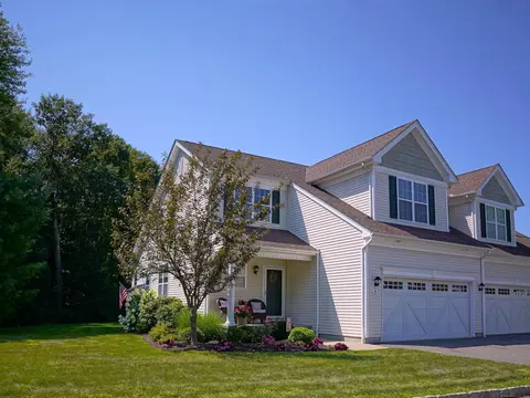 8 Ash Ln, Prospect, CT 06712