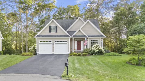 35 Riverwalk, Branford, CT 06405