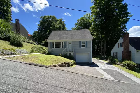 70 Stoughton St, Thomaston, CT 06787