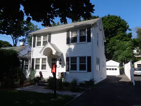 40 Midland Ave, Stamford, CT 06906