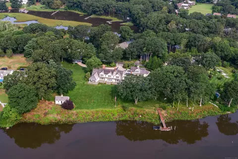 53 Foxboro Rd, Essex, CT 06426