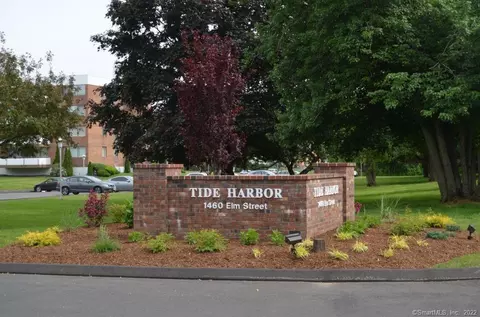 1460 Elm St #219, Stratford, CT 06615