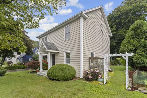 20 Vani Ct, Westport, CT 06880