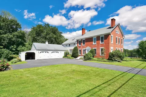 105 Turnbull Rd, New Hartford, CT 06057