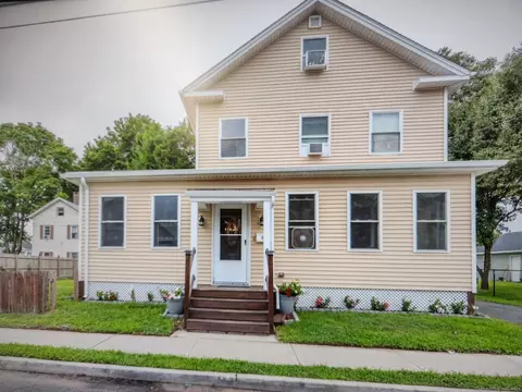 142 Franklin St, Meriden, CT 06450