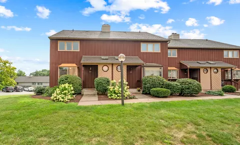 159 Skyview Dr #159, Cromwell, CT 06416