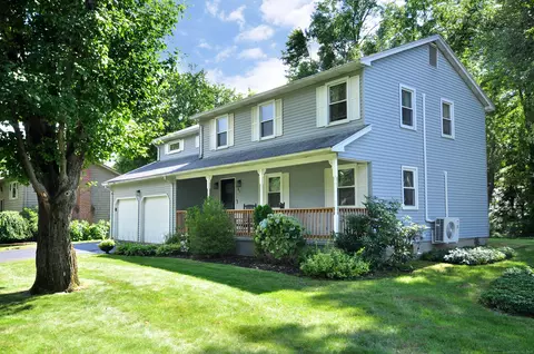 20 Tiffany Dr, Windsor, CT 06095