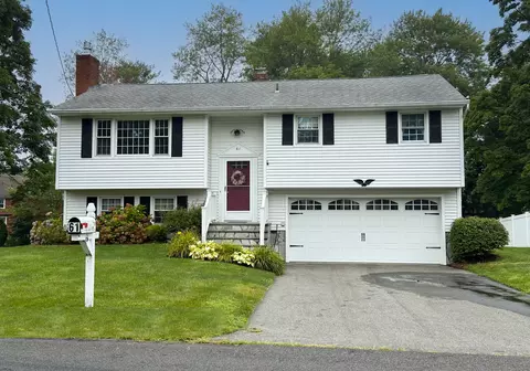 61 Old Stagecoach Rd, Meriden, CT 06450
