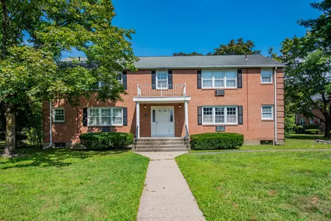 3 Brickyard Rd #13B, Farmington, CT 06032