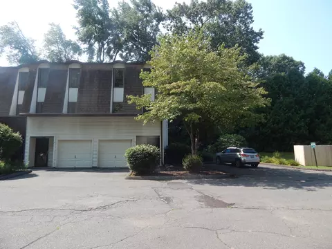 426 Farmington Ave #D6, New Britain, CT 06053