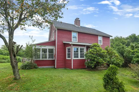357 Putnam Rd, Pomfret, CT 06259
