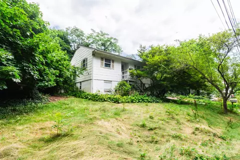 243 Pemberwick Rd, Greenwich, CT 06831