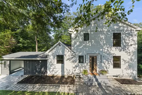 11 Cypress St, New Fairfield, CT 06812