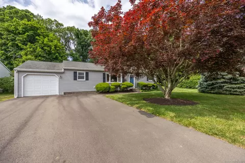 2 Cardinal Dr, Wallingford, CT 06492