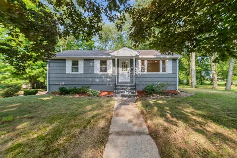 426 Fowler Ave, Middletown, CT 06457