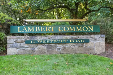 6 Lambert Cmn #6, Wilton, CT 06897