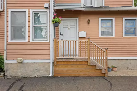 16 Hillside Pl #B1, Norwalk, CT 06854