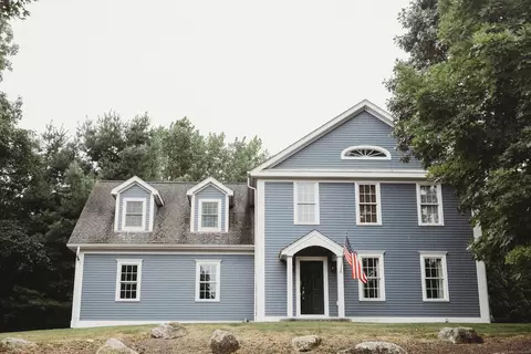 34 Fallon Rd, Stonington, CT 06379