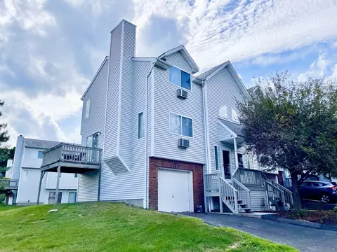 925 Oronoke Rd #24A, Waterbury, CT 06708