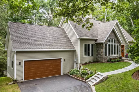 177 Concord Dr, Madison, CT 06443
