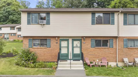 39 Horton Hill Rd #6B, Naugatuck, CT 06770