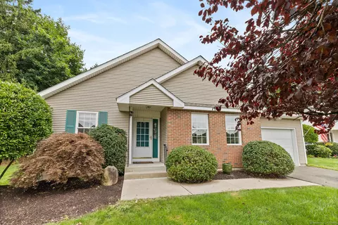 9 Vista View Dr #9, South Windsor, CT 06074
