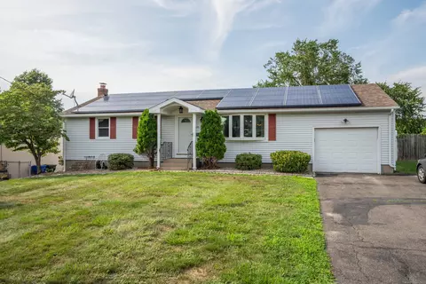 120 Old Farm Dr, Newington, CT 06111