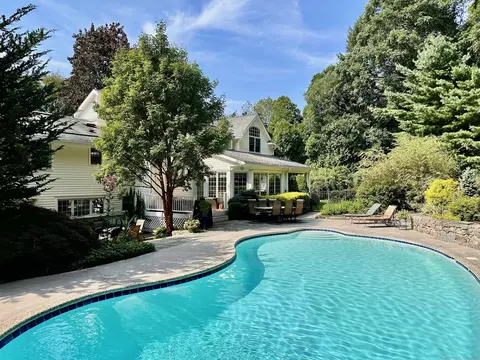 30 Warnock Dr, Westport, CT 06880