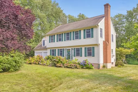 10 Susan Ln, Coventry, CT 06238