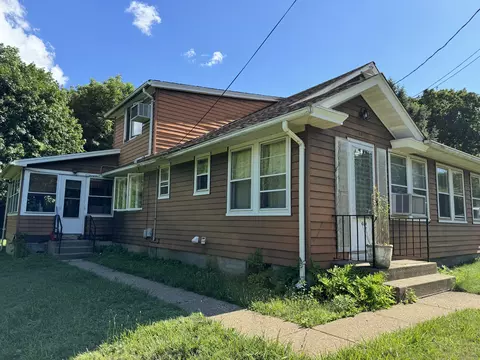 46 Friendship St, Windham, CT 06226