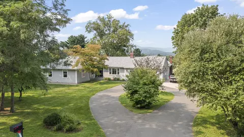 5 Red Bird Ln, Salisbury, CT 06039