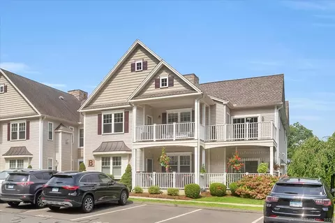95 S Ridge Ln #B201, Berlin, CT 06037