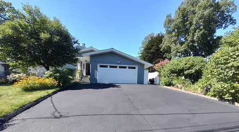 51 Motil Pl, Stratford, CT 06614