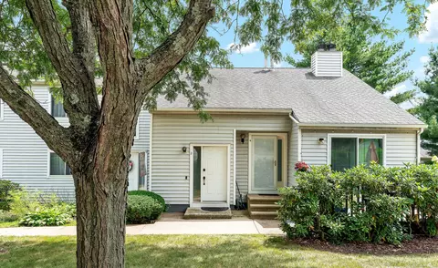 2 Morningview Dr #2, Cromwell, CT 06416