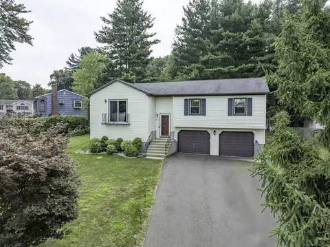 573 May St, Naugatuck, CT 06770
