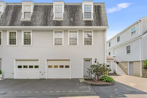 266 Seaside Ave # B, Stamford, CT 06902