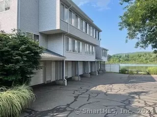 365 Woodford Ave #1, Plainville, CT 06062