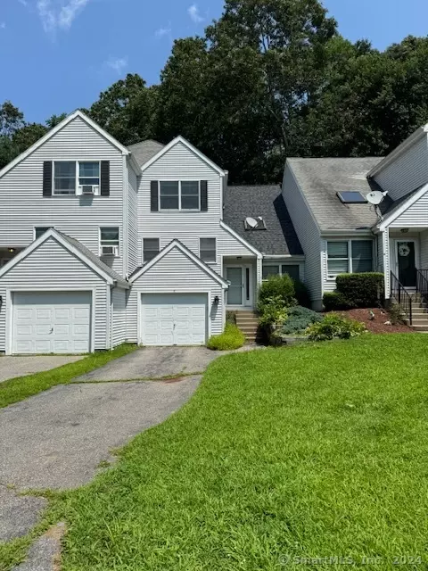 4 Windy Ridge Pl #4, Waterford, CT 06385