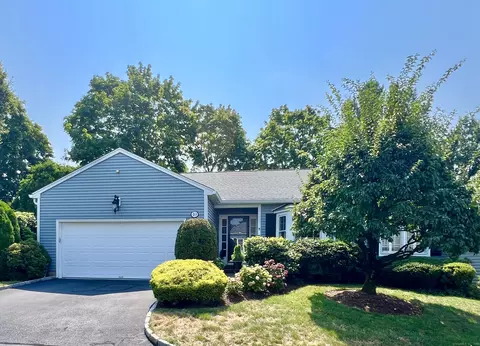 49 Bank St #49, New Canaan, CT 06840
