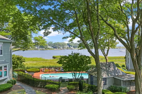 101 Ferry Ct #101, Stratford, CT 06614