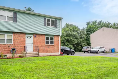 54 Robertson St #54, Bristol, CT 06010