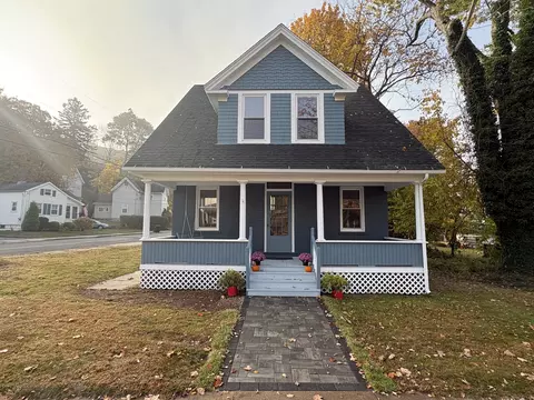 60 Merrell Ave, Southington, CT 06489