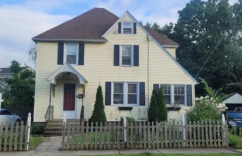 55 Daniel St, East Hartford, CT 06108