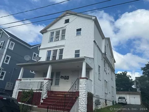 32 Young St, Waterbury, CT 06704
